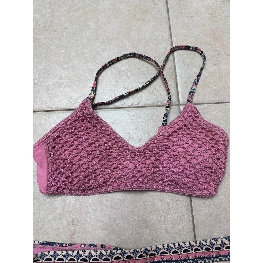 Xhileration pink bikini top and bottom,‎ size medium